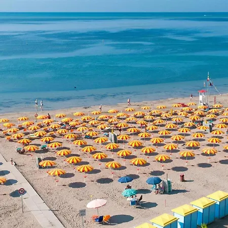 Wonderful Seaview Flat With Terrace Grado